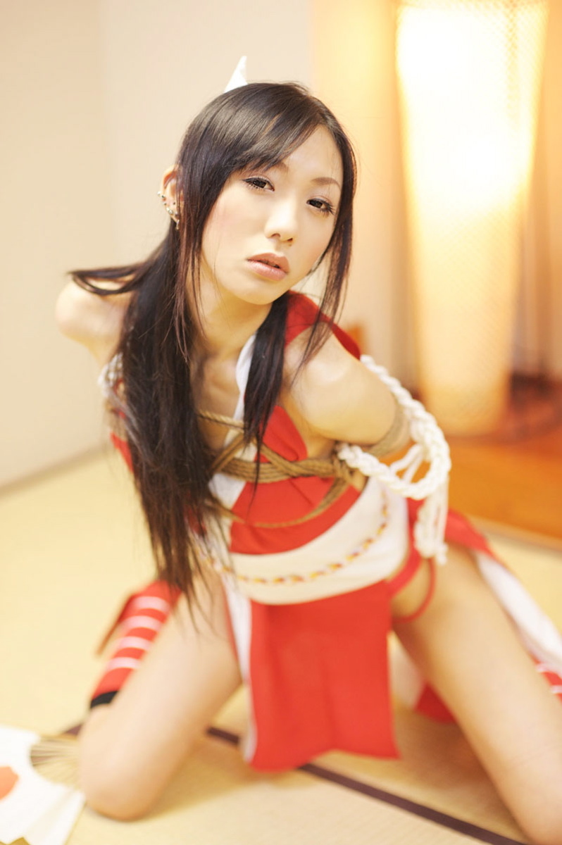 [Cosplay]  King Of Fighters - HOT B. Jennet & MAi Shiranui